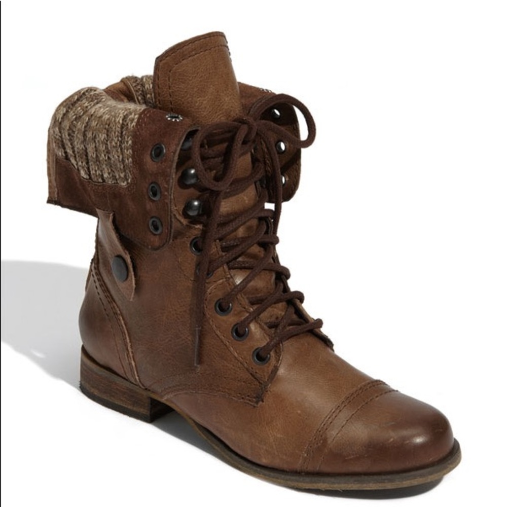 Steve Madden “Cablee” Brown Vintage Leather Lace-Up Combat Boots